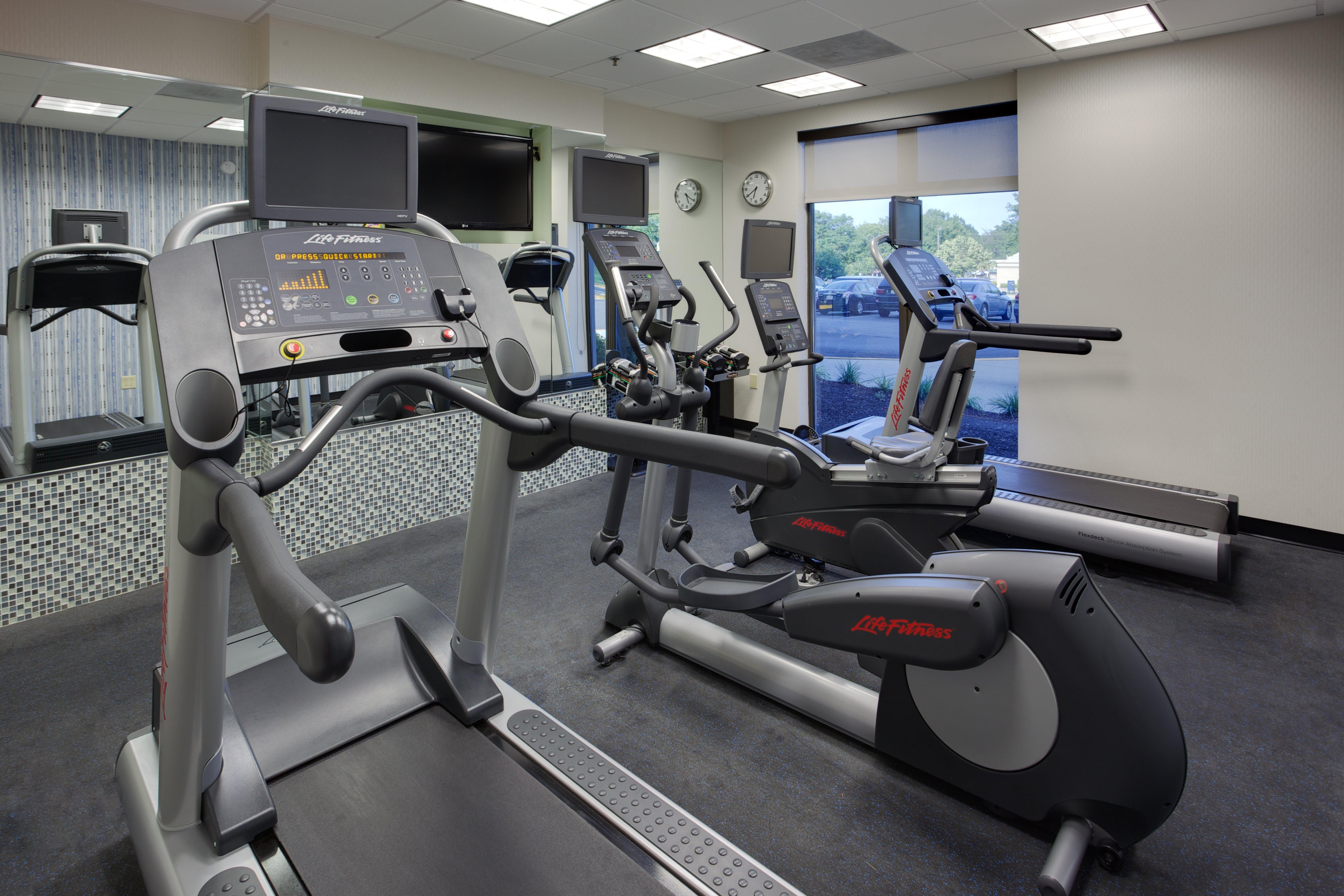 Holiday Inn Express & Suites Laurel Lakes By Ihg Екстериор снимка