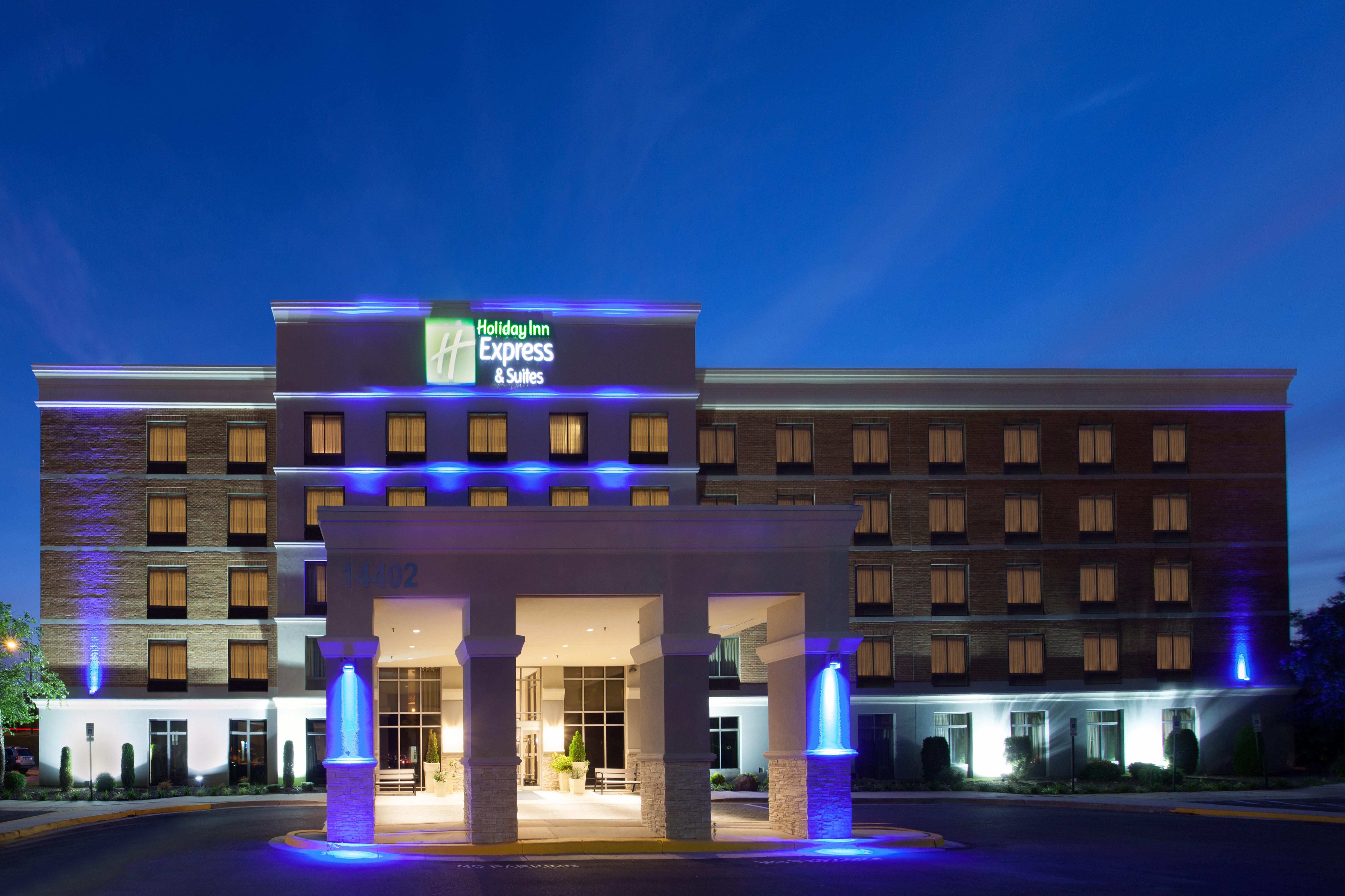 Holiday Inn Express & Suites Laurel Lakes By Ihg Екстериор снимка